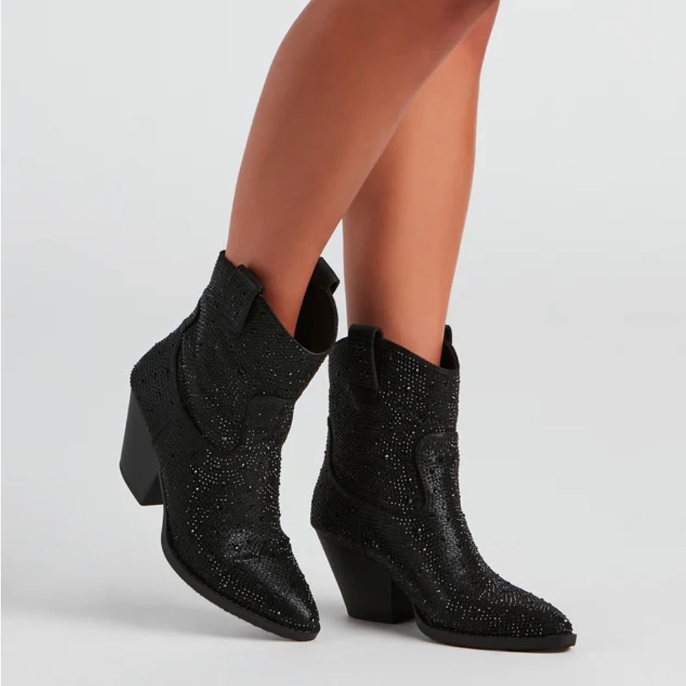 NEW Black Western Style Bedazzled Cowboy Ankle Boots - Picture 6 of 16